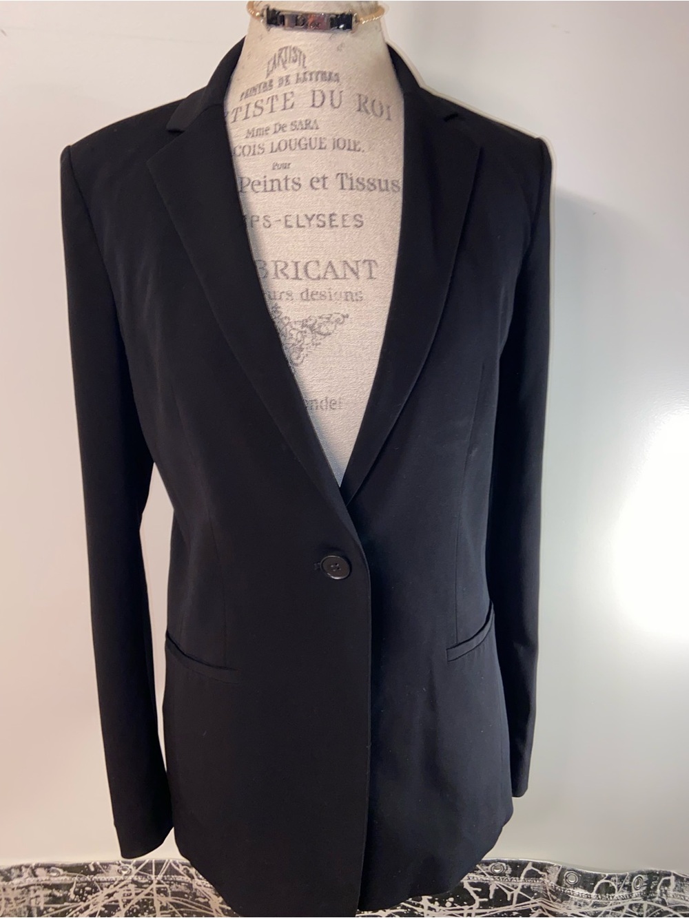 Ann Taylor Black Single-Button Tailored Blazer